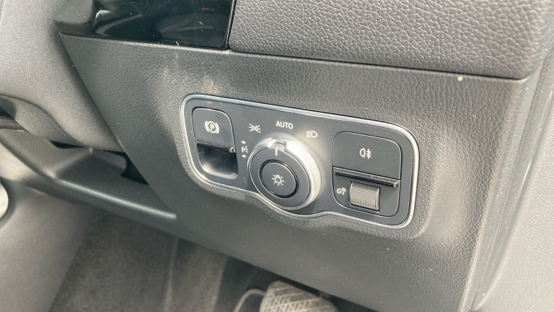 Mercedes-Benz B-Class B200d Sport Executive 5dr Auto Diesel Hatchback